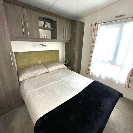 The Rannoch Len 1 Hotel Forfar Bagian luar foto