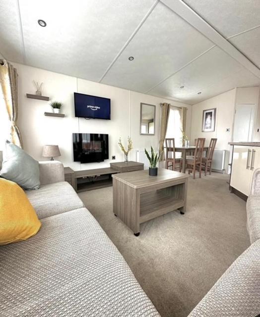 The Rannoch Len 1 Hotel Forfar Bagian luar foto